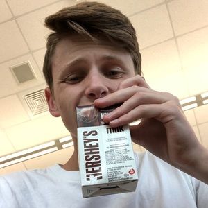 Meet your Posher, Tyler